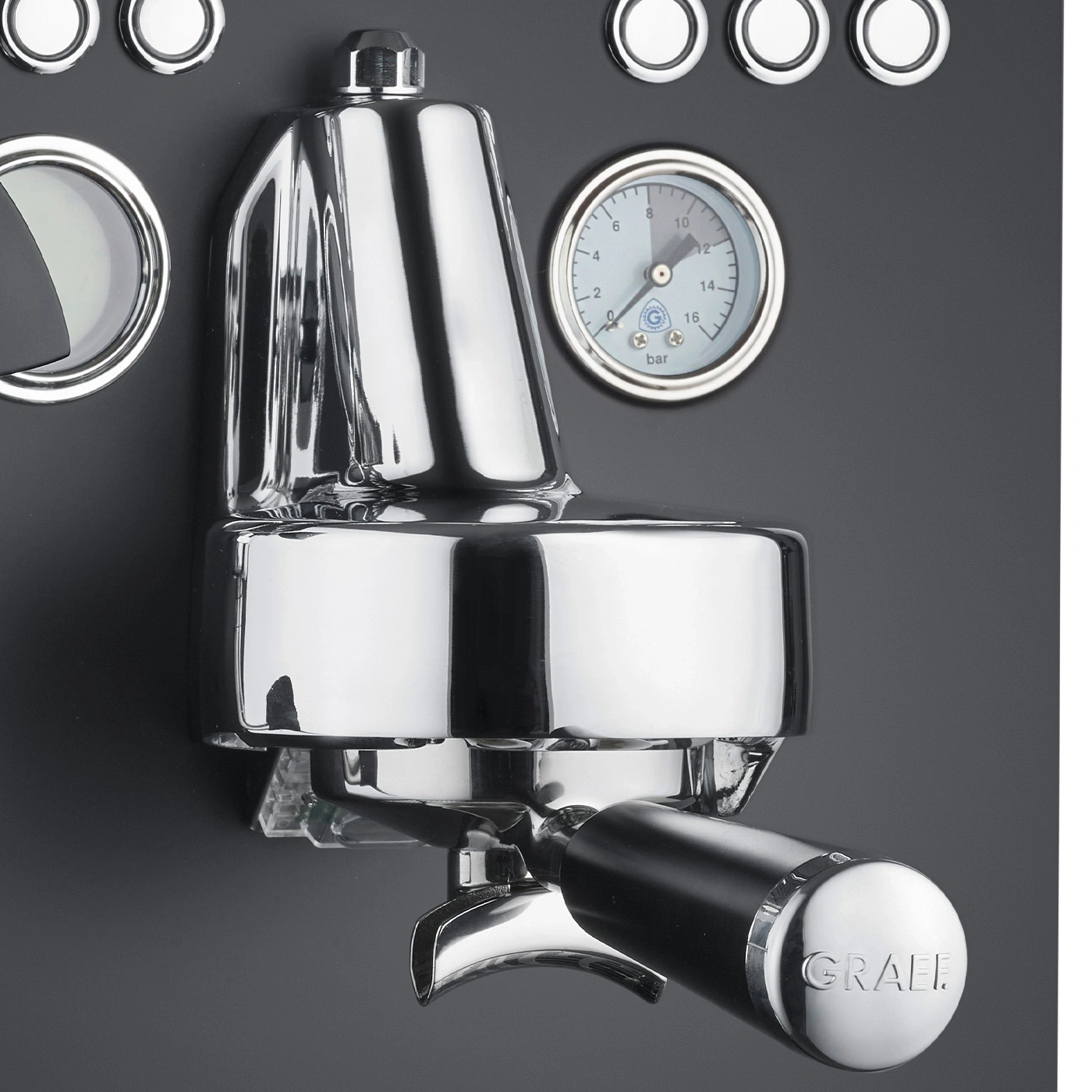 Espressomaschine, verchromt, Manometer, GRAEF-Logo, schwarzer Hintergrund, Detailaufnahme