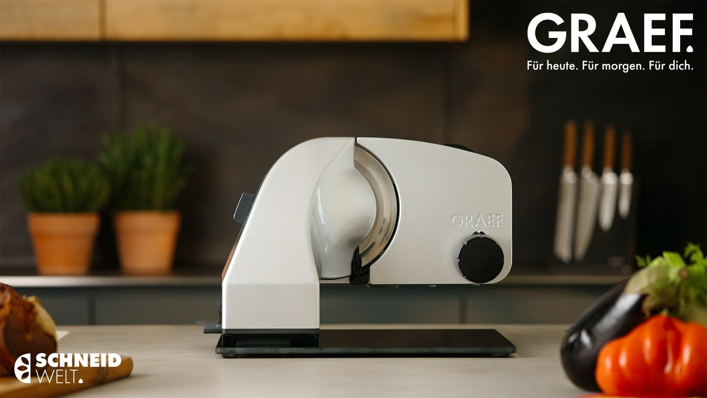 Allesschneider Master M98F, Feinschneider, silber 30° Kippfunktion für noch leichteres Arbeiten