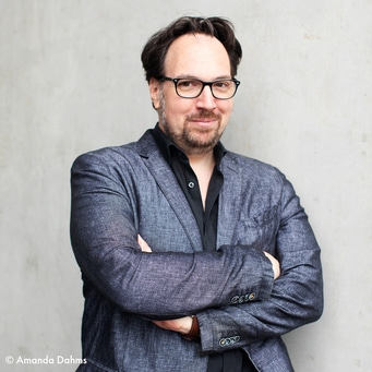 Carsten_Henn_der-Geschichtenbaecker_Autor_6YStQie