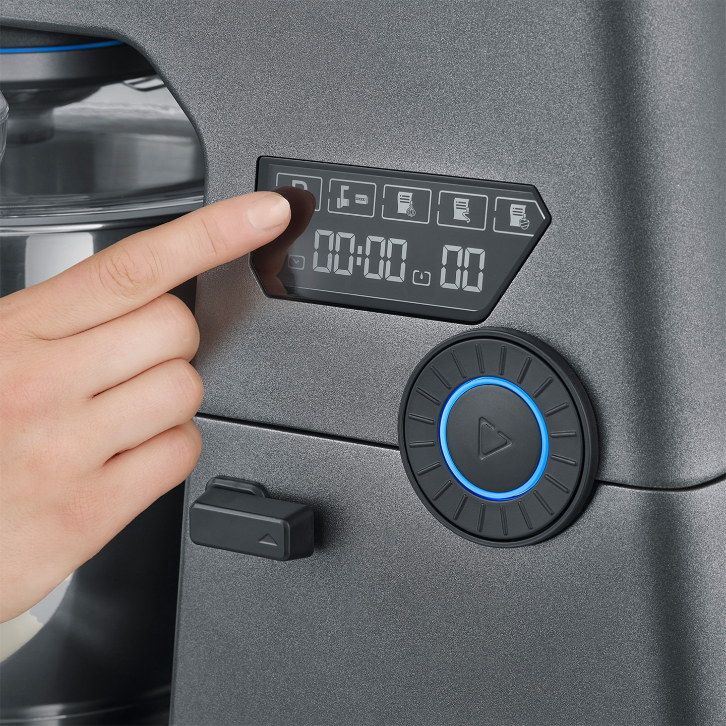 Küchenmaschine MYestro, eisenglimmergrau Mehr Power. Mehr Menge. Mehr GRAEF.