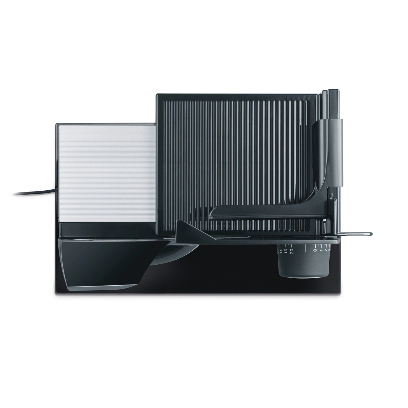 Schwarzer elektrischer Allesschneider mit geriffelter Oberfläche und Einstellrad.