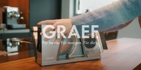 Trancheuse universelle pliable MYtiny, argent Génialement petit, génialement simple !