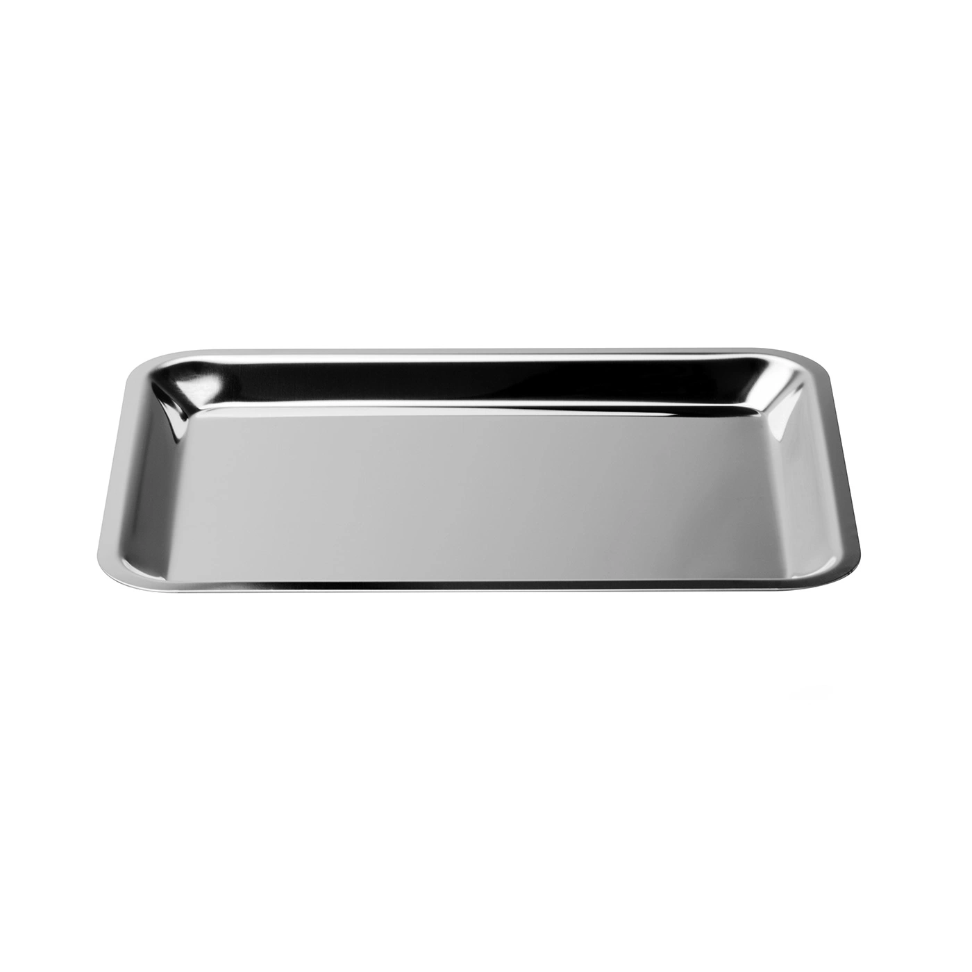 Eine glänzende rechteckige Metallschale mit abgerundeten Ecken.