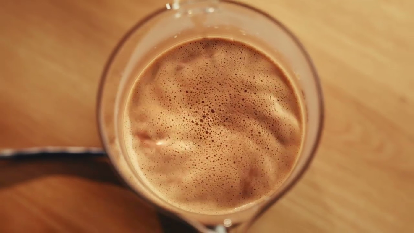 Glas-Milchaufschäumer MS802, schwarz Feinster, cremiger Milchschaum