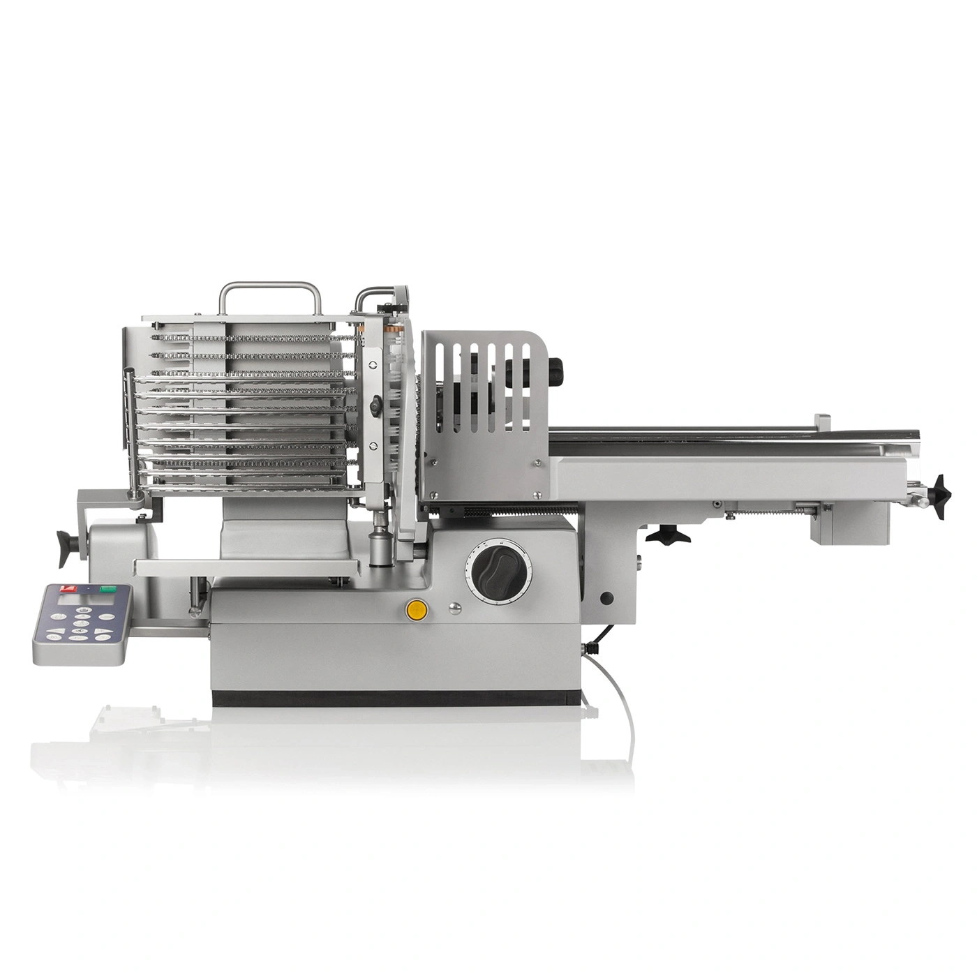 Fleischschneidemaschine, professionelles Gerät, Edelstahl, Lebensmittelverarbeitung, Küche, Gastronomie