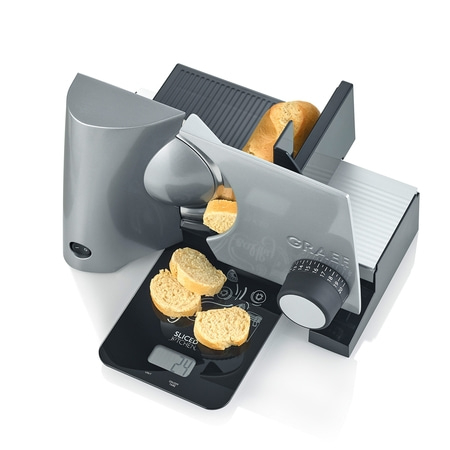 Graef Brotschneidemaschine mit Brot und Waage, graue Küchenmaschine, Scheiben